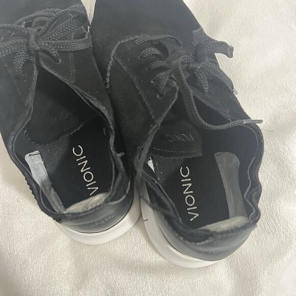 Vionic Women's Taylor Sneaker Size 9.5 Black Suede Lace Up Walking Shoe Comfy - Picture 8 of 9
